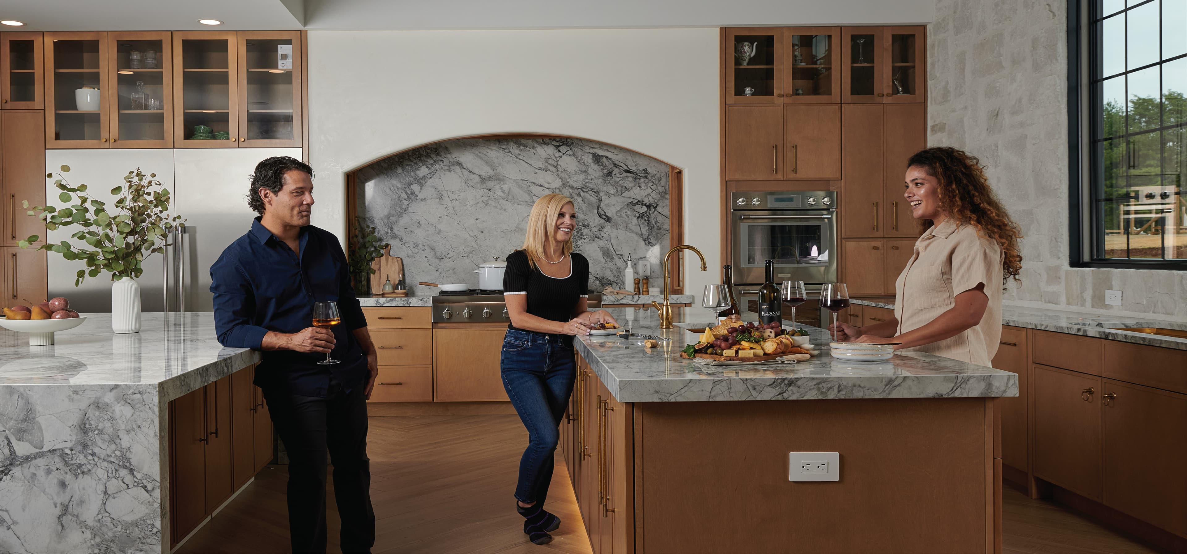 Drama in kitchen-01.jpg