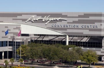 fabuwoodtest%2F6f98957d-f5b6-4c22-b014-cc8fc3858d57_hero-kbis.jpg?auto=compress,format&rect=605,0,950,620&w=360&h=235