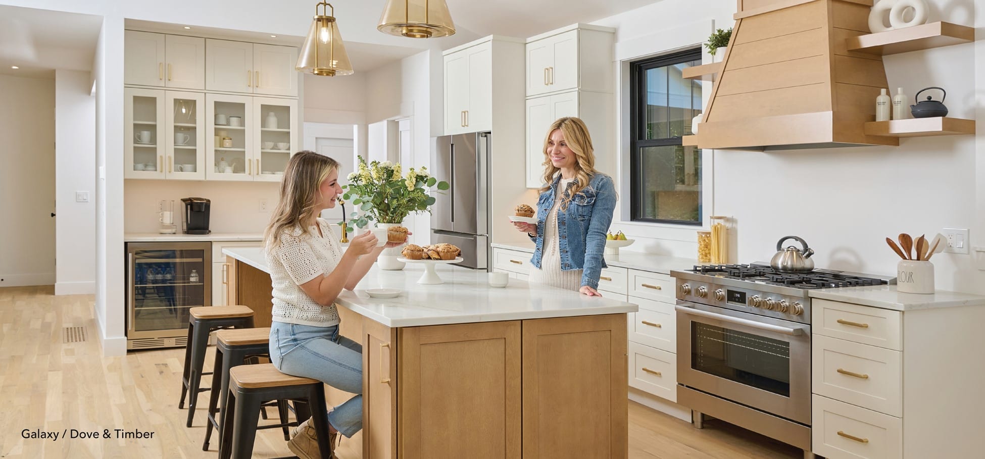 00 Two tone kitchens in 2026 HERO