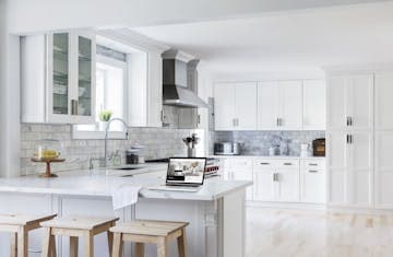 e1a8c5da-af62-46bd-ad75-37621204cf35_onyx_frost_lifestyle_Laptop.jpg?auto=compress,format&rect=0,0,8042,5250&w=360&h=235