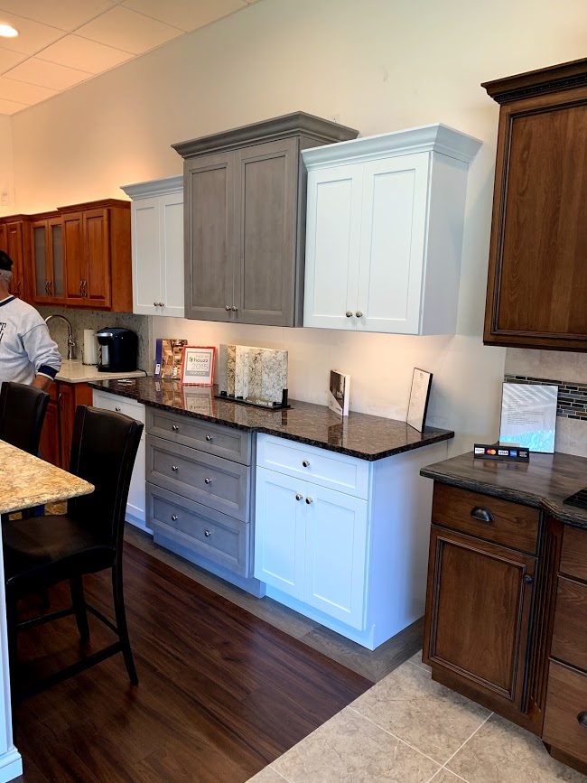 One Week Kitchens / Forty Fort