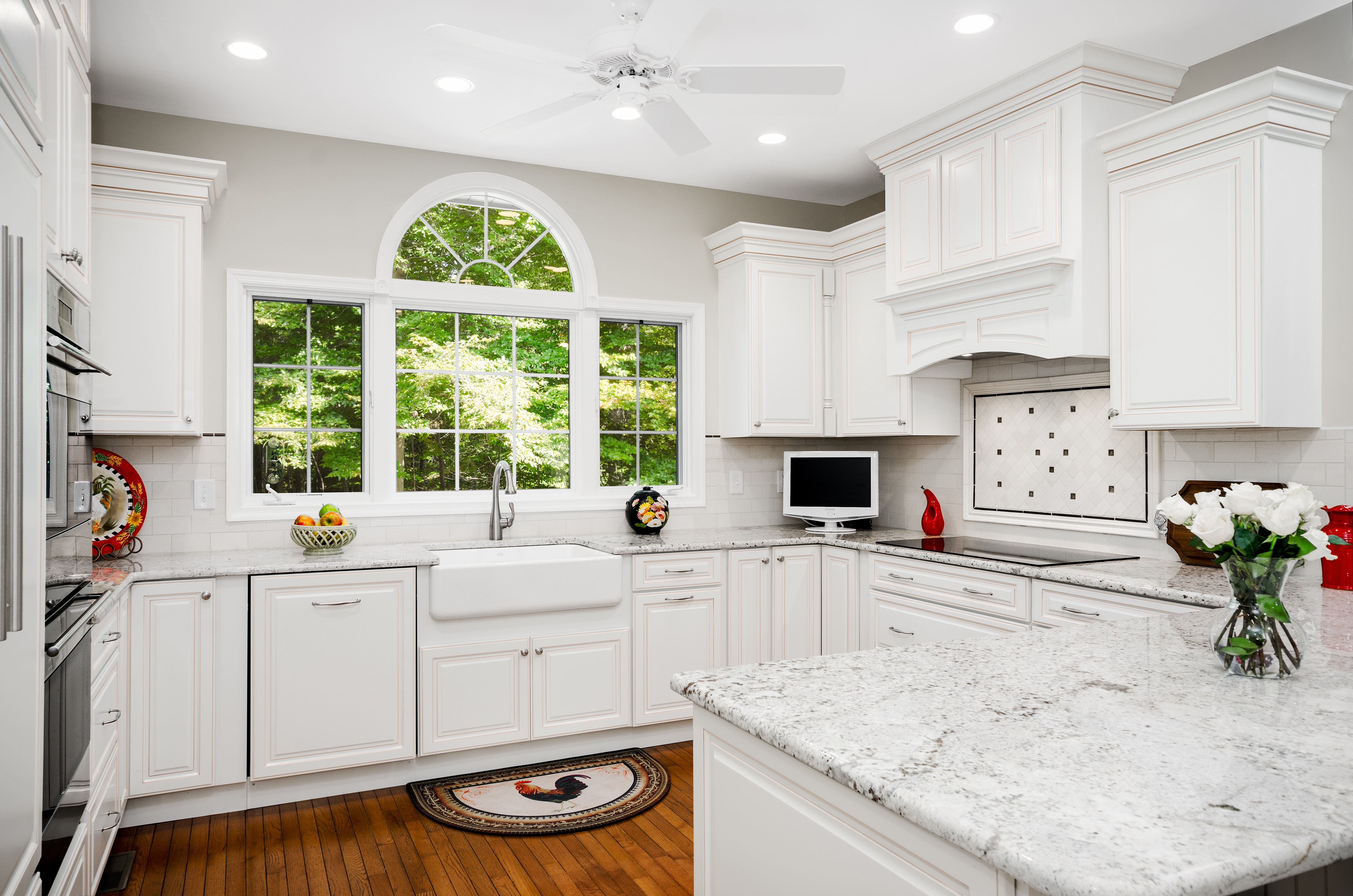 MAIN LINE KITCHEN DESIGN