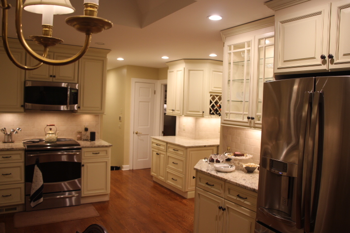 Barnum Tile & Kitchen