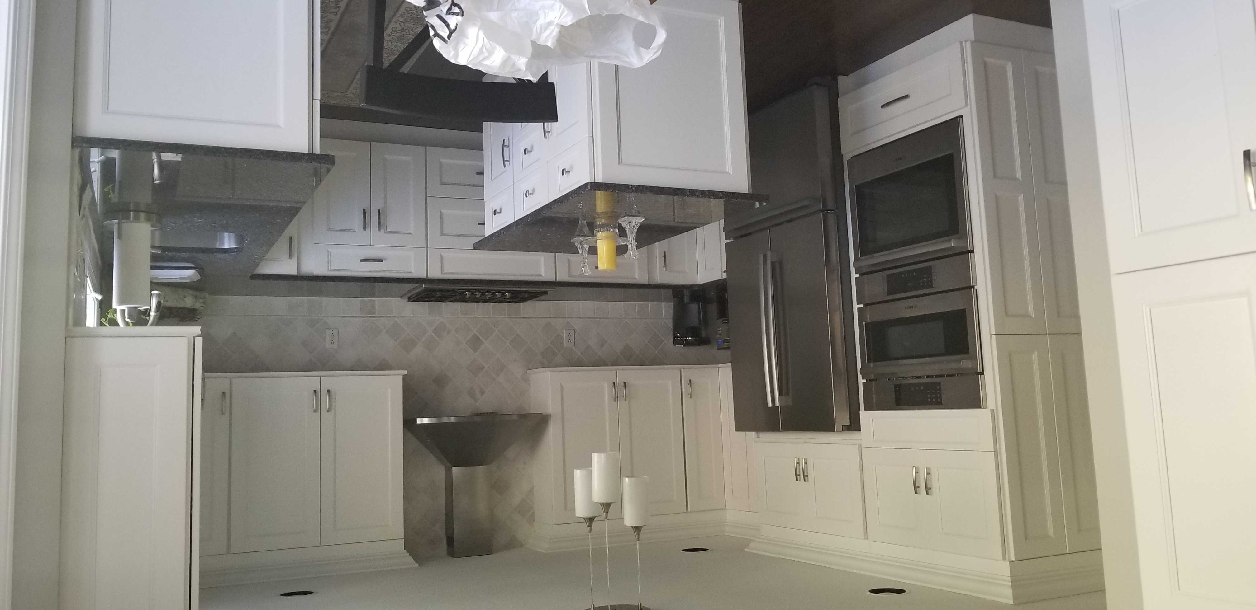 Kitchen Cabinet Outlet - Waterbury