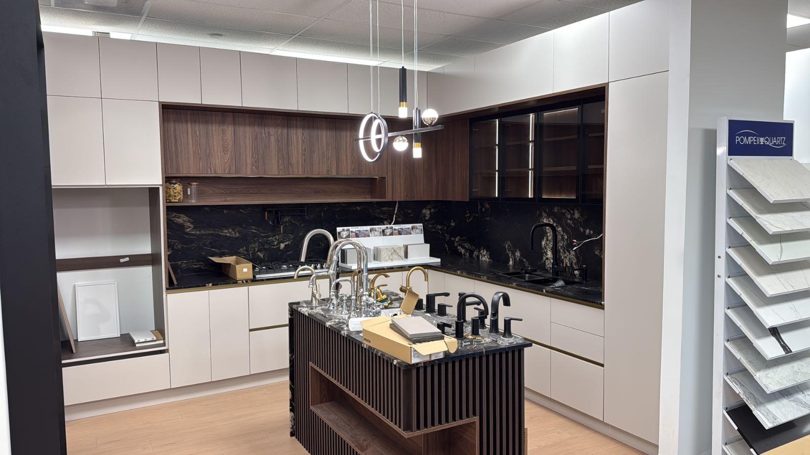 Family Kitchen Cabinetry 