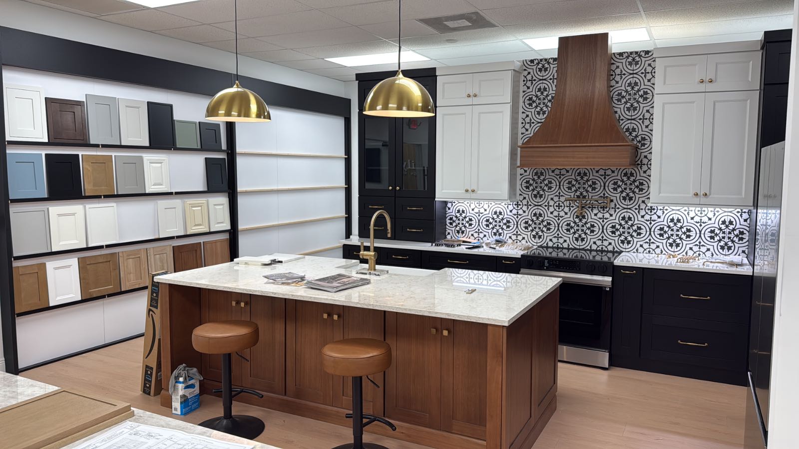 Family Kitchen Cabinetry 