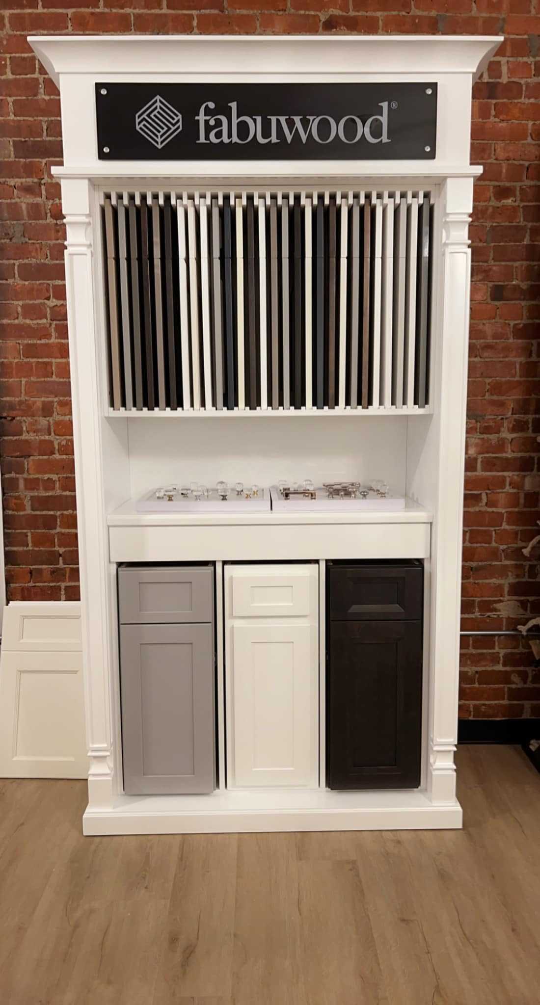 475 Howe Ave, Shelton, CT 06484